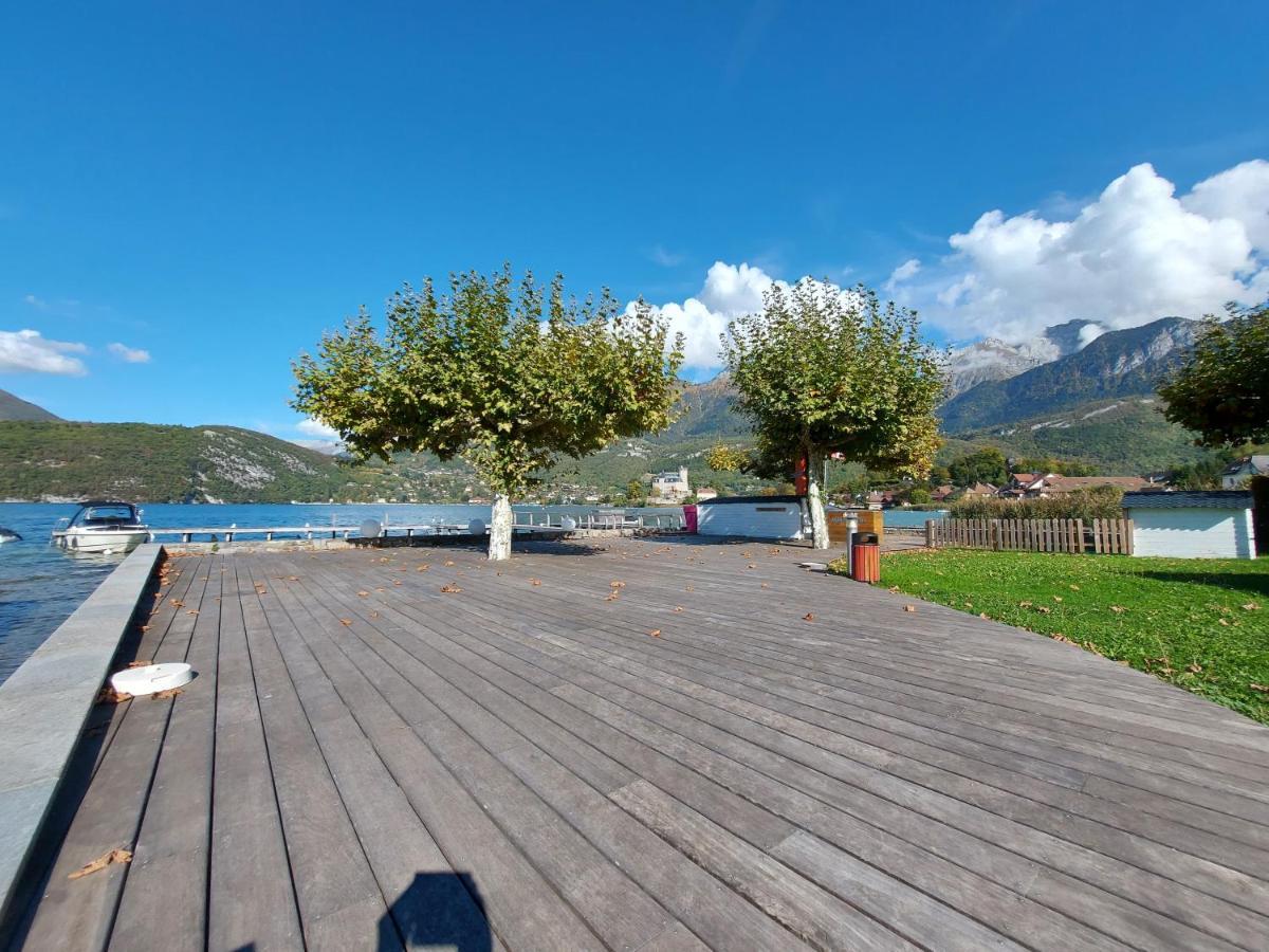 Appartamento Studio les Pieds dans L'eau Duingt Esterno foto